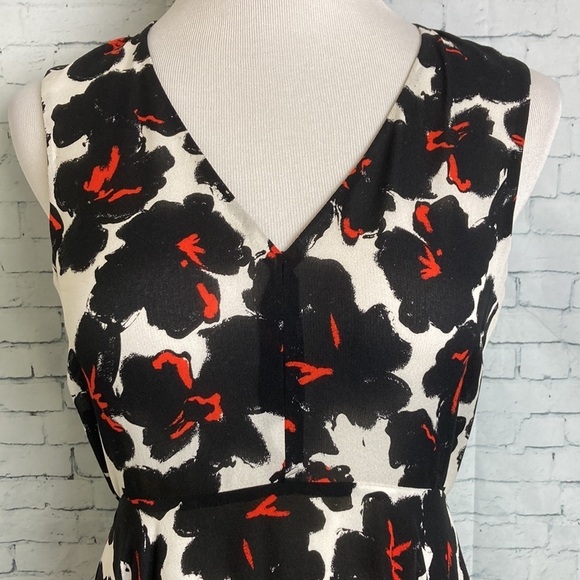 A.L.C. Nello Silk Dress 8 Midi Red Black White ALC Luxury Floral Handkerchief - Picture 5 of 16